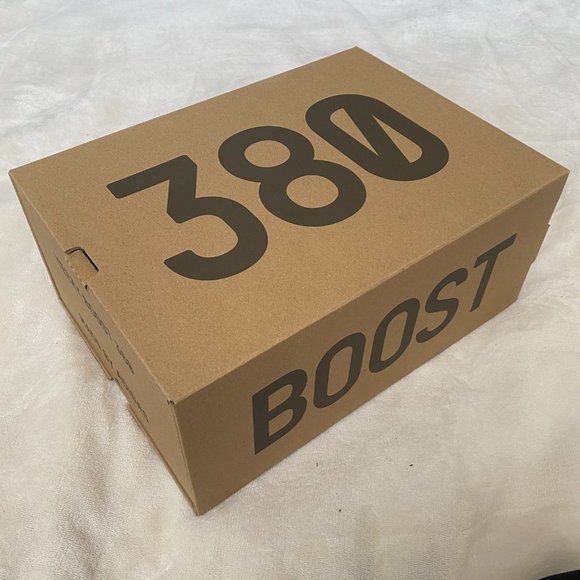 NEW ADIDAS YEEZY BOOST 380 IN MIST - SZ 8.5 MENS main image 8